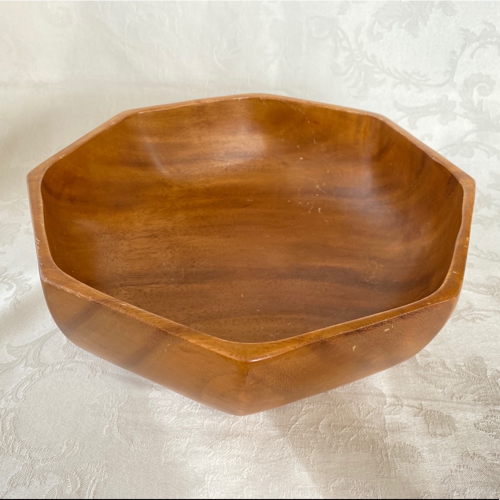 Large Linna Vizcarra-Oandasan Vintage Wood Bowl